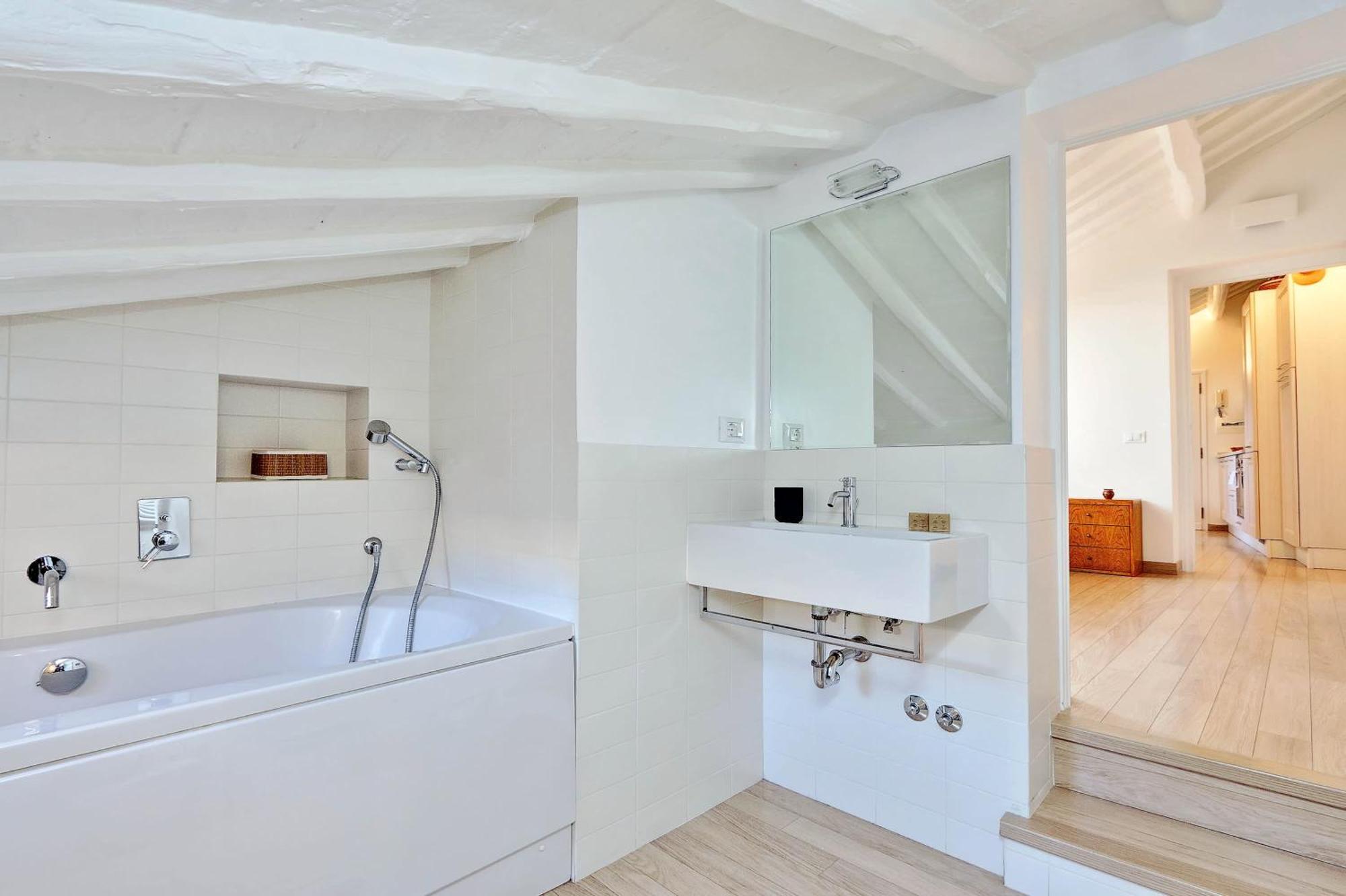 Pantheon Charming Attic | Romeloft Apartment Bagian luar foto