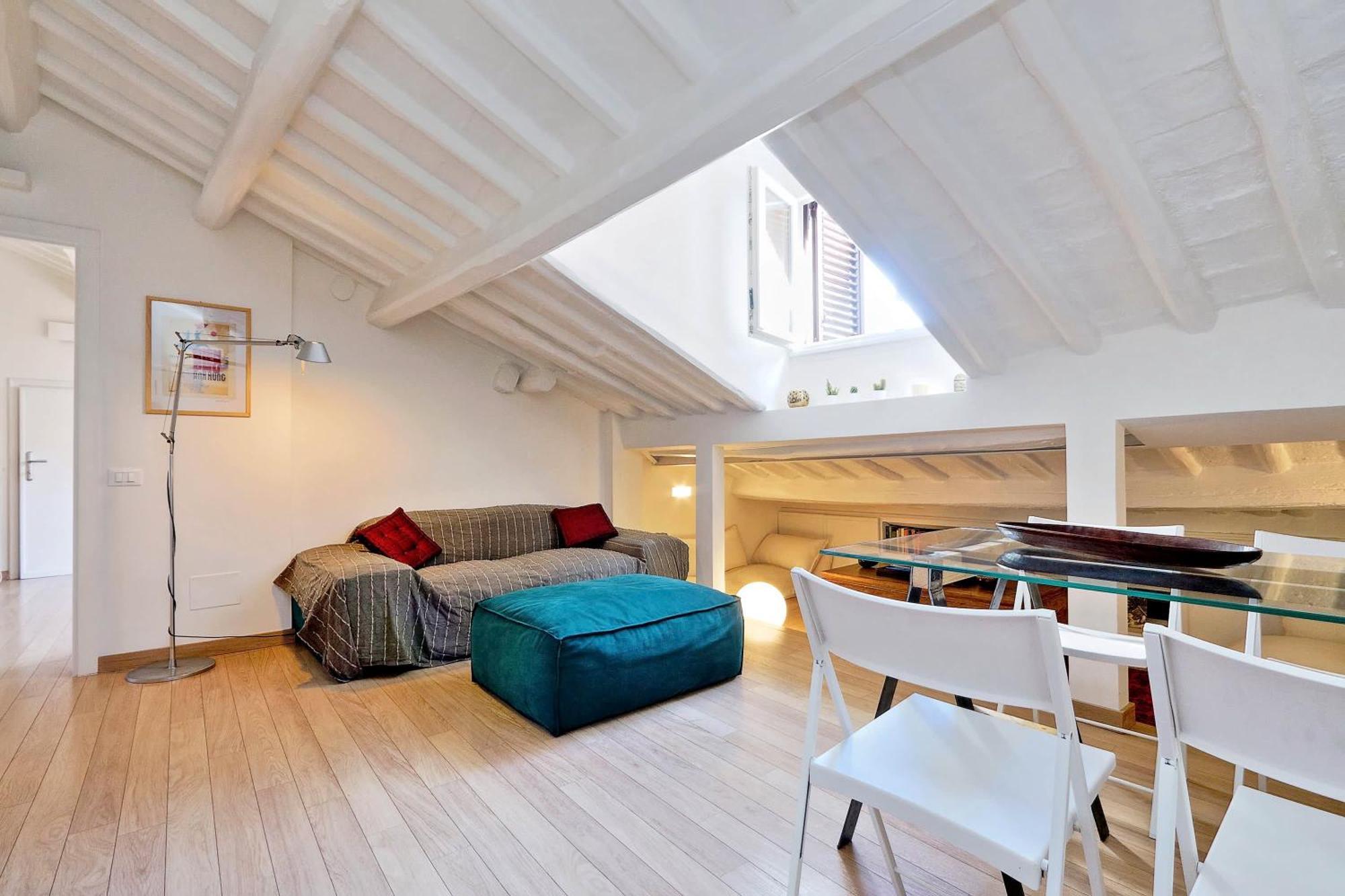 Pantheon Charming Attic | Romeloft Apartment Bagian luar foto