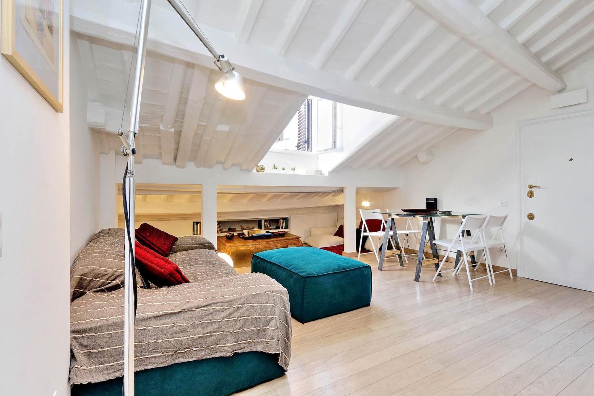 Pantheon Charming Attic | Romeloft Apartment Bagian luar foto